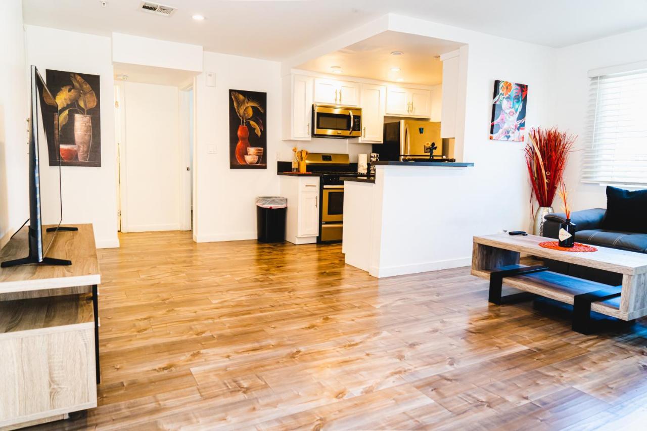 Modern Remodeled 1-Bedroom Close To Hollywood Walk Of Fame With Parking Los Angeles Zewnętrze zdjęcie