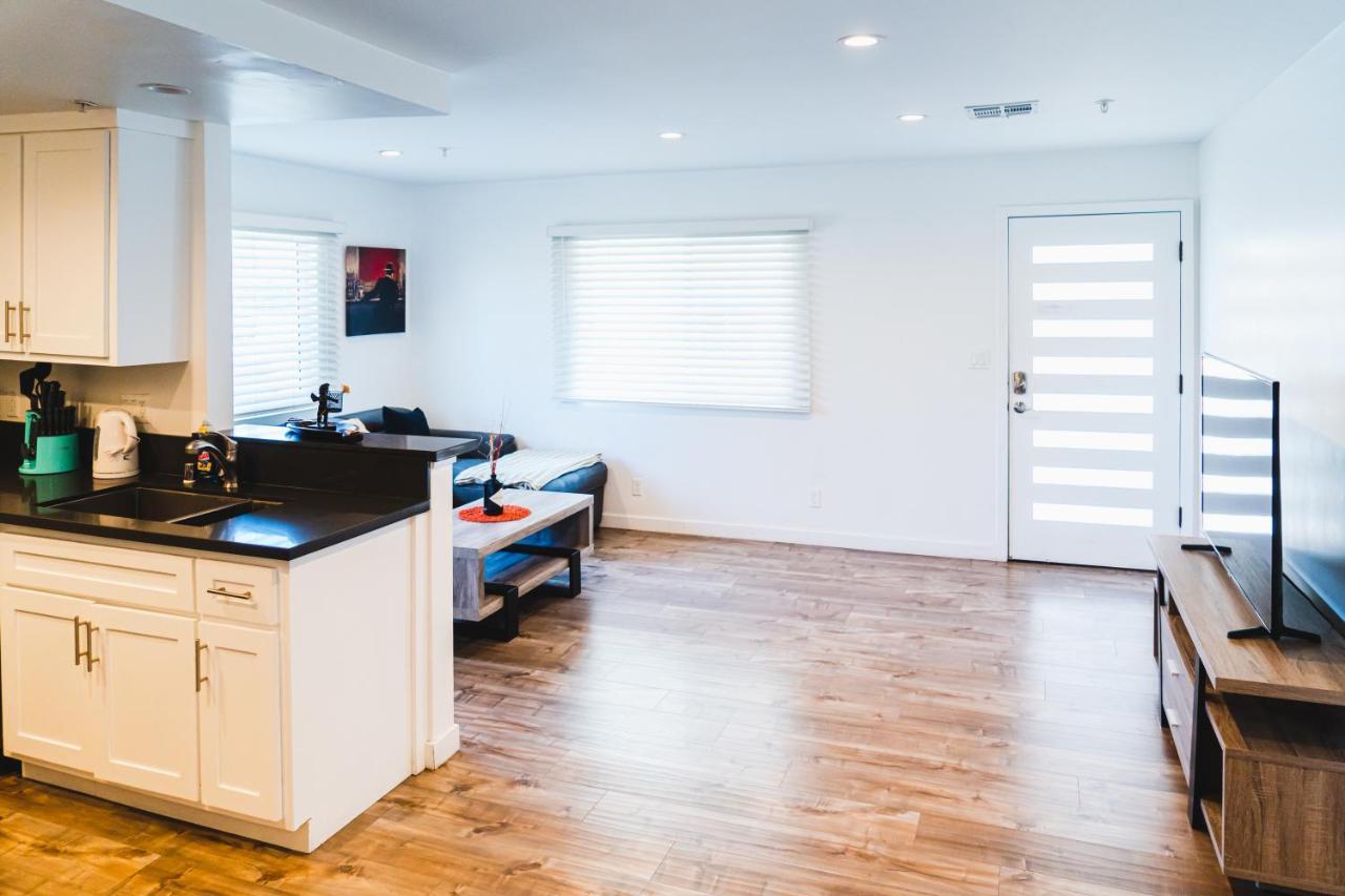 Modern Remodeled 1-Bedroom Close To Hollywood Walk Of Fame With Parking Los Angeles Zewnętrze zdjęcie